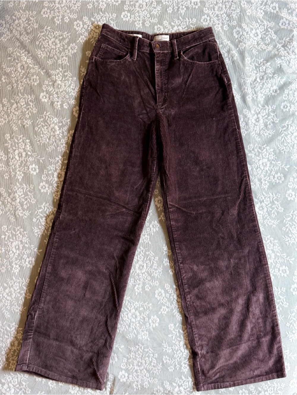 Wide-Leg Corduroy Jeans